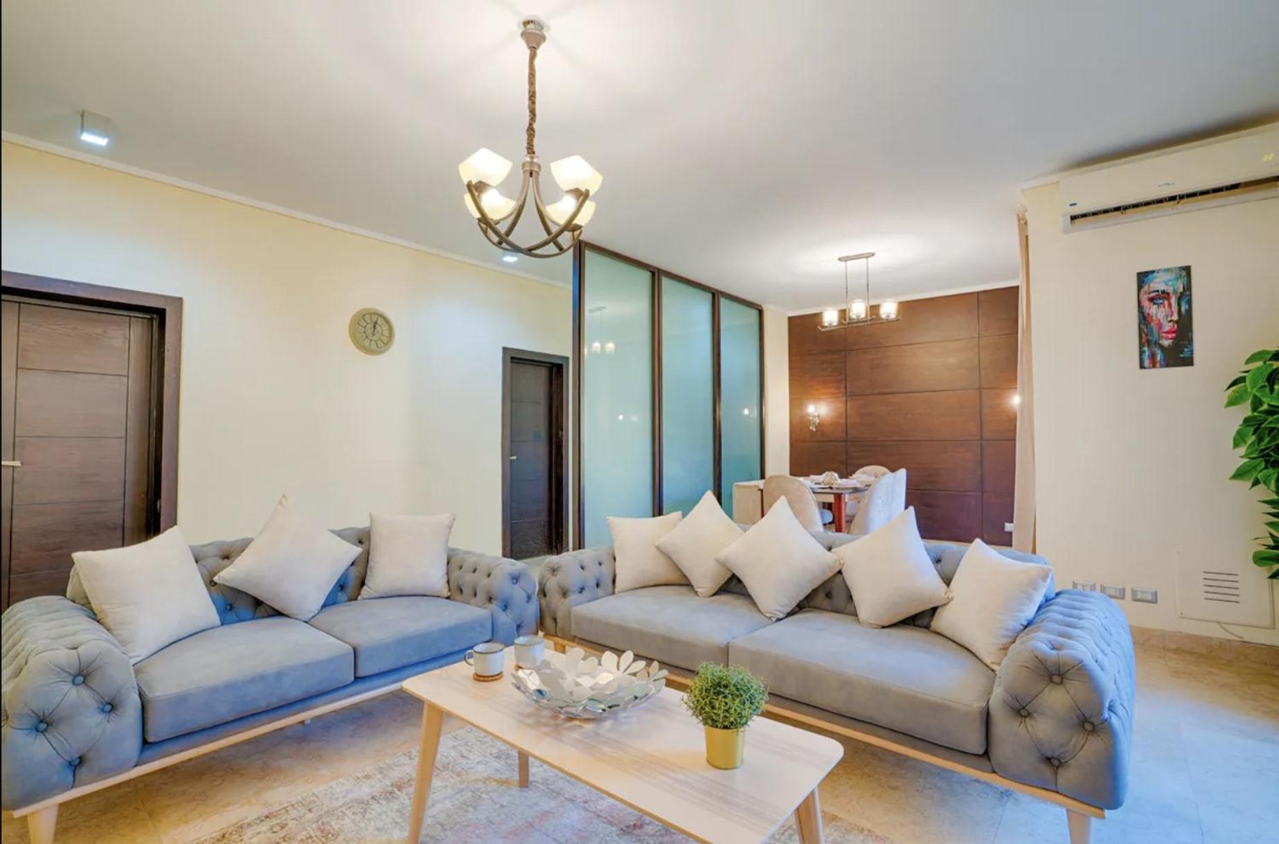 The Suites Near Auc By Elegant ไคโร ภายนอก รูปภาพ